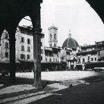 Piazza della Repubblica a Firenze prima dei lavori di risanamento del 1885 con la Loggia del pesce di Vasari.